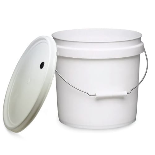 2 Gallon Fermenting Bucket With Grommeted Lid